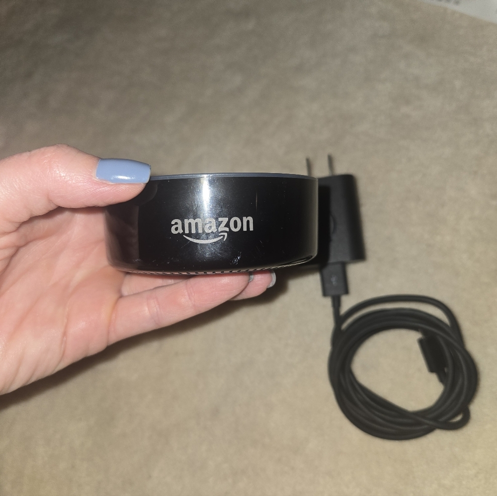 Amazon Echo Dot with Charger - Picture 2 of 6